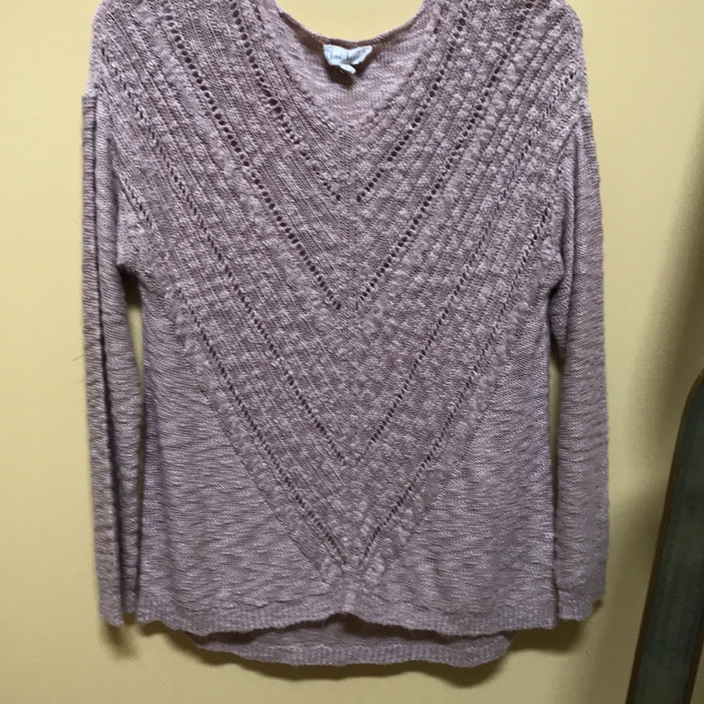Cloudchaser v neck sweater